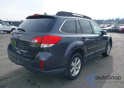 2013 Subaru Outback 2.5I Limited z USA, uszkodzony, nr VIN 4S4BRCPC2D3311445